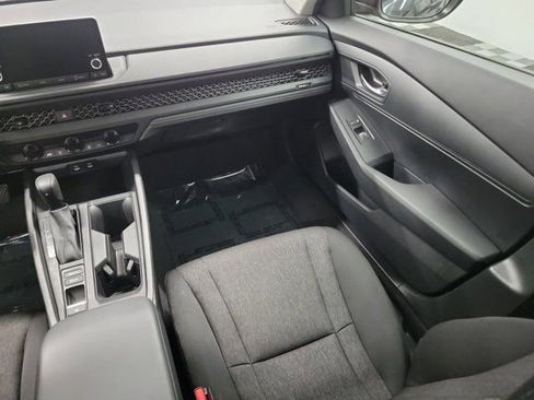 Certified 2025 Honda Accord LX image 16