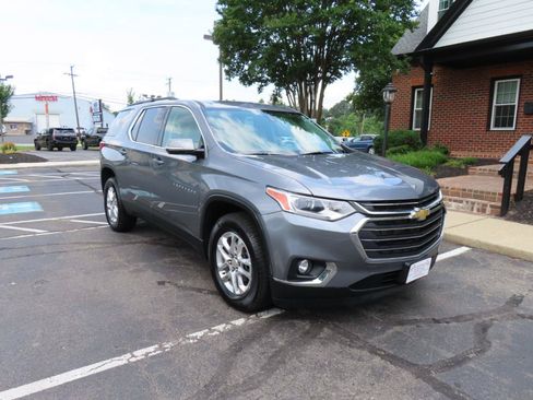 Used 2020 Chevrolet Traverse LT w/ LPO, Cargo Package AWD/4WD image 11