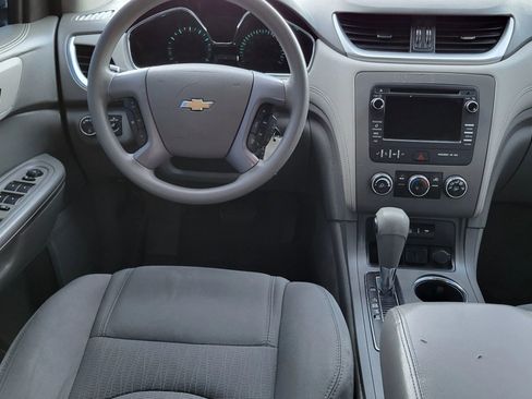 Used 2017 Chevrolet Traverse LS FWD image 10