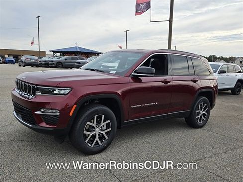 New 2025 Jeep Grand Cherokee Limited w/ Trailer Tow Package image 3