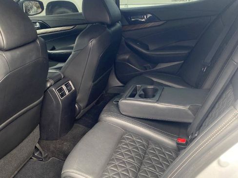 Used 2016 Nissan Maxima Platinum FWD image 6