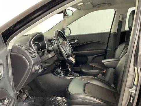 Used 2020 Jeep Compass Latitude AWD/4WD image 10