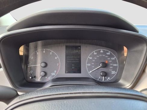 Used 2025 Toyota Corolla LE w/ Convenience Package image 29