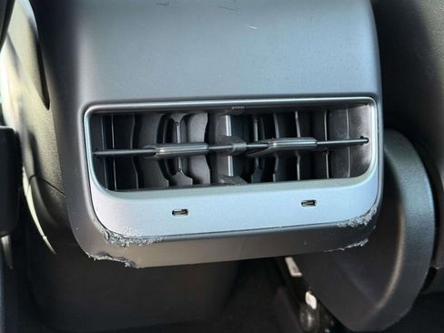 Used 2020 Tesla Model 3 Long Range image 12