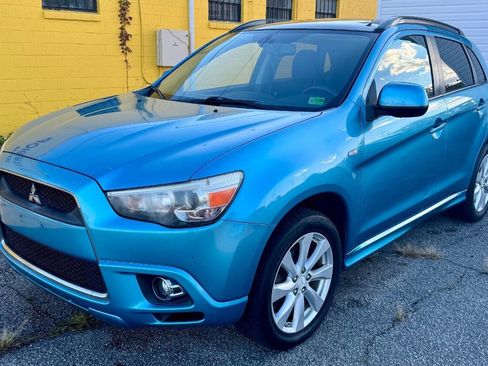 Used 2012 Mitsubishi Outlander Sport SE image 2