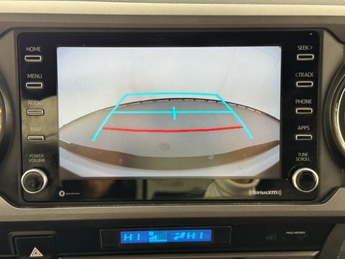 Used 2022 Toyota Tacoma TRD Sport w/ Technology Package image 24