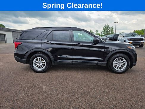 Used 2026 Ford Explorer Active AWD/4WD image 8