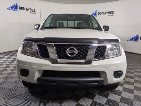 Used 2016 Nissan Frontier SV image 8