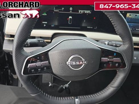 Used 2023 Nissan Ariya AWD image 10