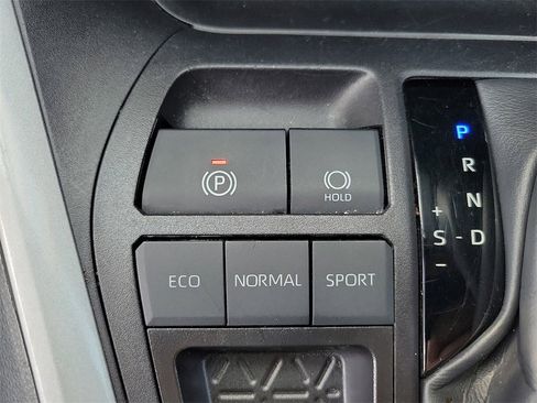 Used 2024 Toyota RAV4 XLE image 16