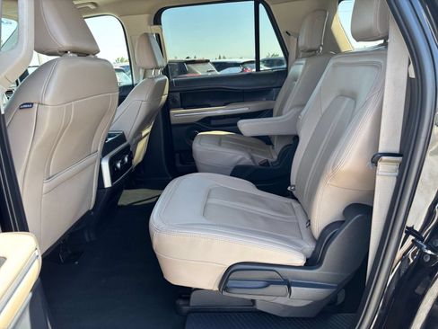 Used 2024 Ford Expedition Max Limited RWD image 29