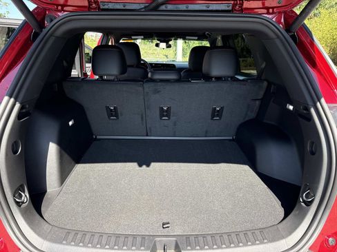 Used 2025 Chevrolet Equinox RS FWD image 33