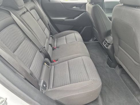 Used 2025 Chevrolet Equinox LT FWD image 30