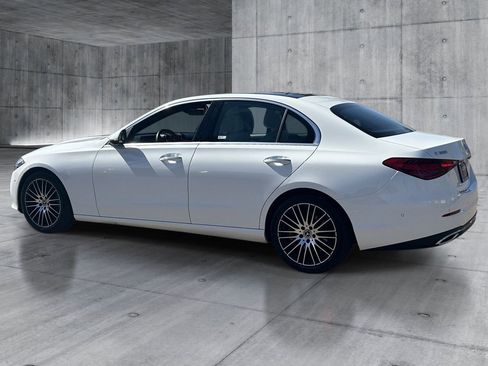 Used 2025 Mercedes-Benz C 300 4MATIC Sedan image 3