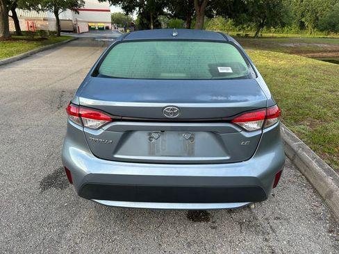 Used 2020 Toyota Corolla LE FWD image 5