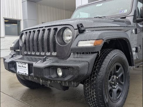 Used 2019 Jeep Wrangler Unlimited Sport image 12