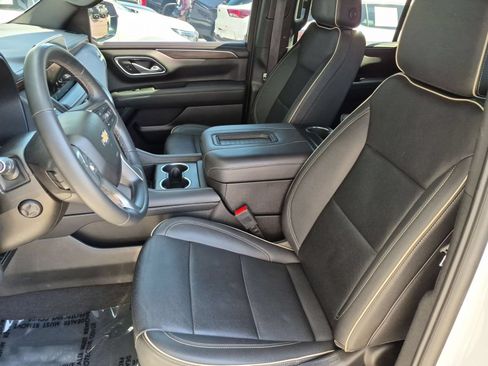 Used 2023 Chevrolet Tahoe Premier AWD/4WD image 21