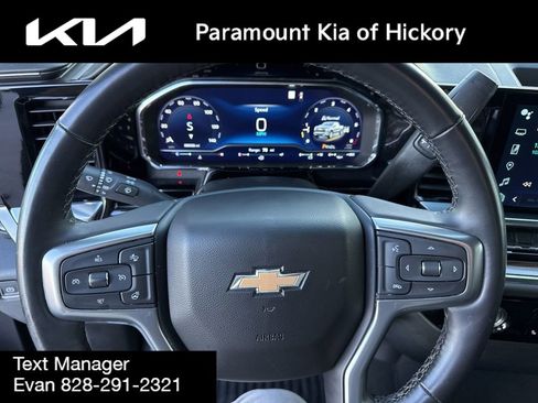 Used 2023 Chevrolet Silverado 1500 LT image 30