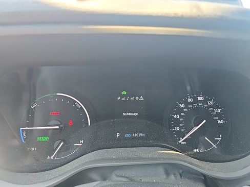 Used 2024 Toyota Sienna XLE w/ XLE Plus Package AWD/4WD image 15