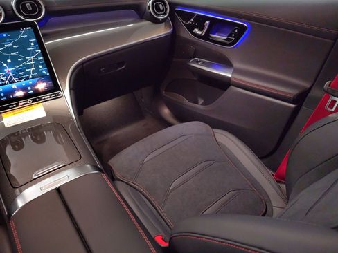 New 2026 Mercedes-Benz GLC 43 AMG 4MATIC image 27