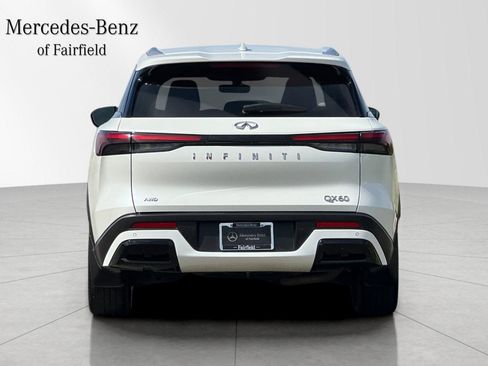 Used 2023 INFINITI QX60 Luxe AWD/4WD image 7