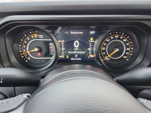 New 2026 Jeep Gladiator Mojave image 12