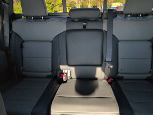 New 2026 Chevrolet Silverado 2500 ZR2 image 26