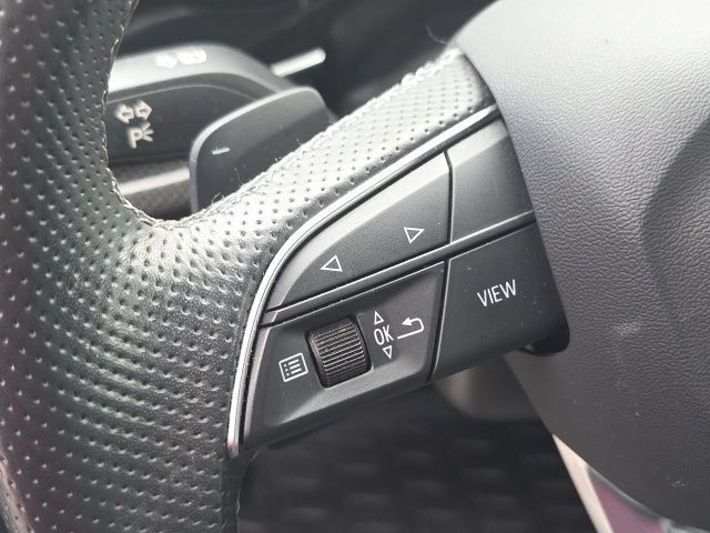 Used 2022 Audi SQ8 Prestige AWD/4WD image 18
