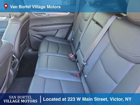 Used 2021 Cadillac XT5 Luxury w/ LPO, Floor Liner Package image 26