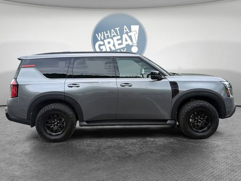 Used 2025 Nissan Armada PRO-4X w/ Pro-4X Premium Package AWD/4WD image 2