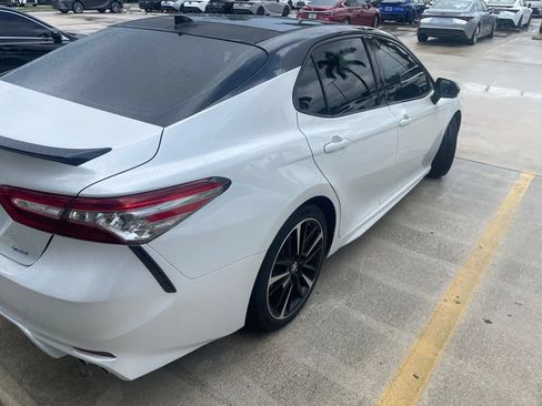 Used 2019 Toyota Camry XSE FWD image 4