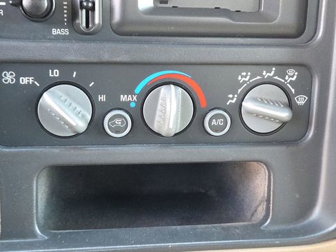 Used 1996 Chevrolet Silverado 1500 2WD Extended Cab image 22