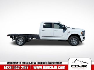 New 2024 RAM 3500 Limited video 2