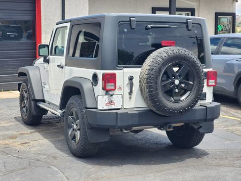 Used 2011 Jeep Wrangler Sport AWD/4WD image 9