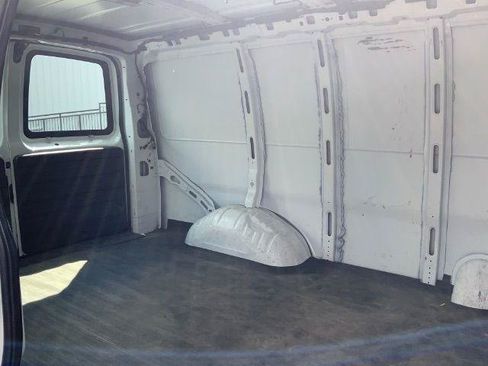 Used 2019 Chevrolet Express 2500 w/ Driver Convenience Package RWD image 25