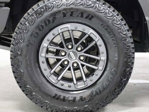 Used 2020 Ford F150 Raptor w/ Equipment Group 802A Luxury image 44