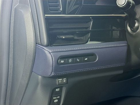 Certified 2026 INFINITI QX80 4WD image 12