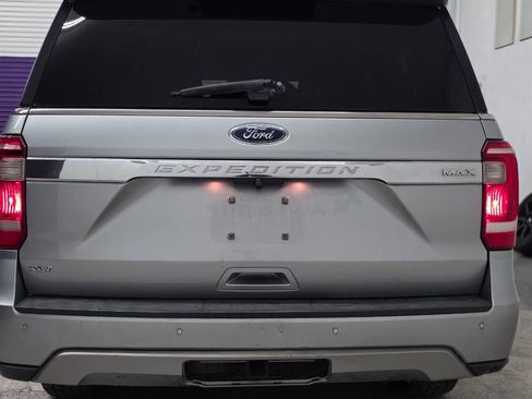 Used 2020 Ford Expedition Max XLT w/ Equipment Group 202A image 9