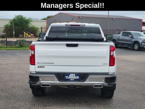 Used 2024 Chevrolet Silverado 1500 LTZ AWD/4WD image 7