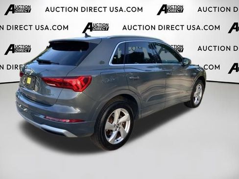 Used 2020 Audi Q3 2.0T Premium w/ Convenience Package AWD/4WD image 22