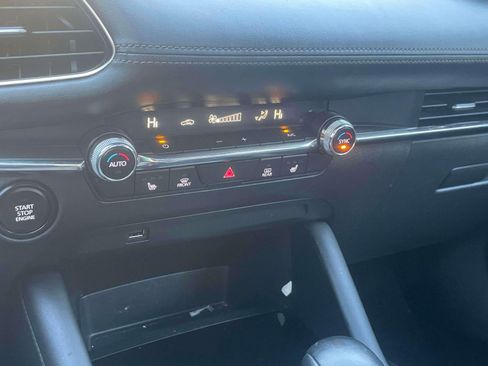 Used 2019 MAZDA MAZDA3 AWD Hatchback w/ Premium Pkg image 28