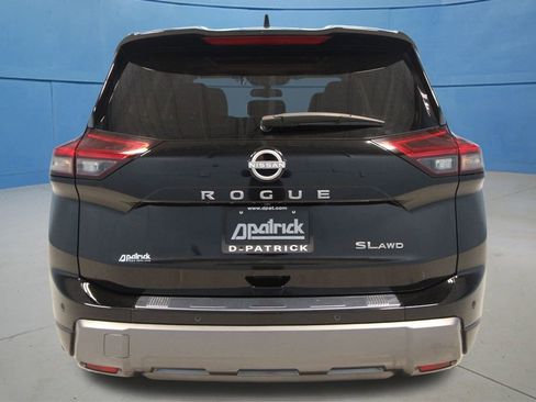 Used 2024 Nissan Rogue SL w/ SL Premium Package image 36