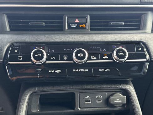 Certified 2025 Honda Pilot EX-L image 27