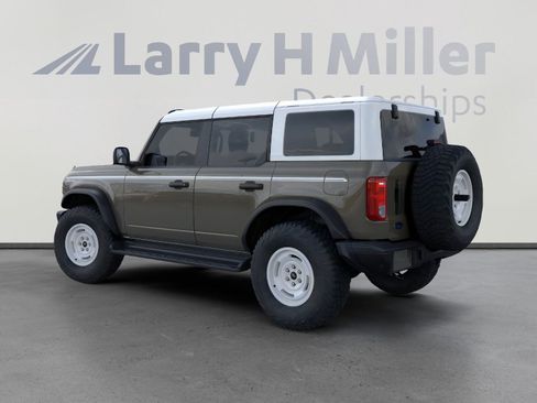 New 2026 Ford Bronco Heritage Edition image 4