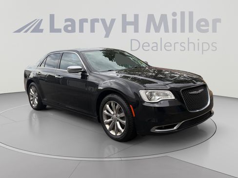 Used 2016 Chrysler 300 C AWD/4WD image 7