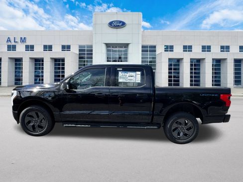 New 2025 Ford F150 Lightning Flash AWD/4WD image 9