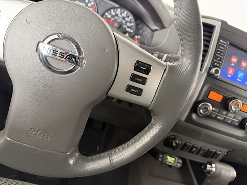 Used 2019 Nissan Frontier SV w/ Value Truck Package AWD/4WD image 29