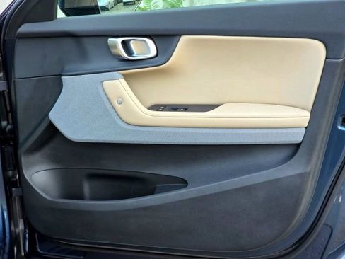 Used 2022 Polestar Polestar 2 Long Range Dual Motor w/ Plus Package image 26