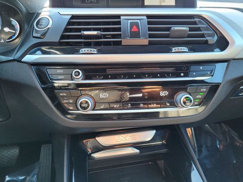 Used 2018 BMW X3 xDrive30i w/ Premium Package AWD/4WD image 28