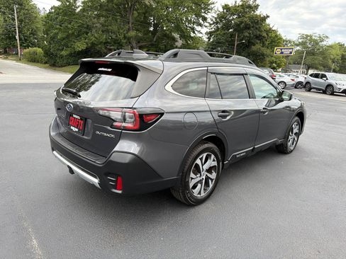 Used 2020 Subaru Outback Limited AWD/4WD image 5
